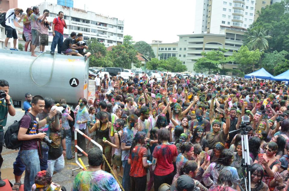 547374_10152697050995261_2094394991_n