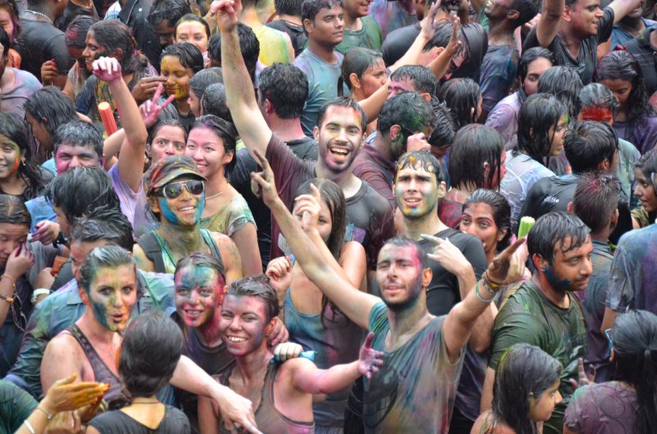 562644_10152697348080261_1335168344_n (1)