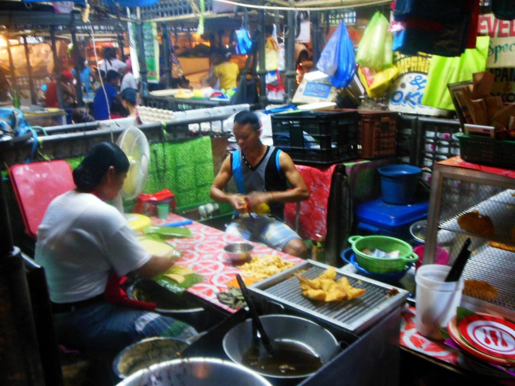 Tak się robi empanadas.