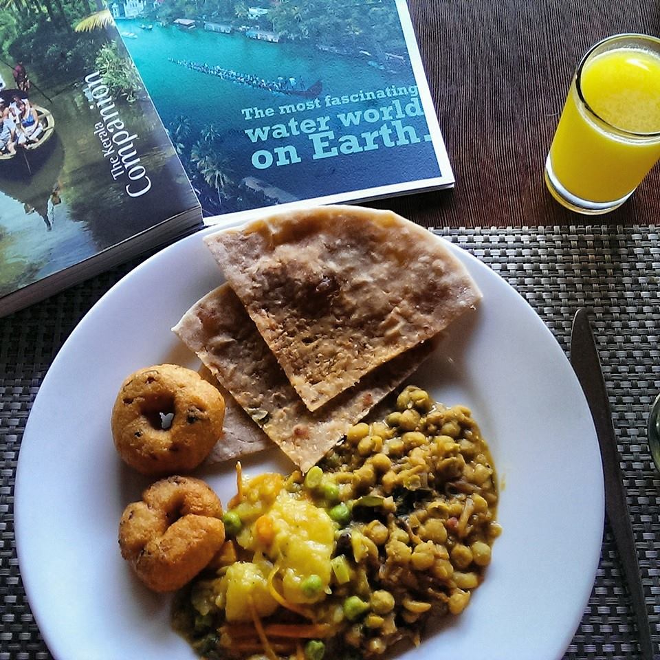 Moje śniadanie w Trivandrum - pychota!