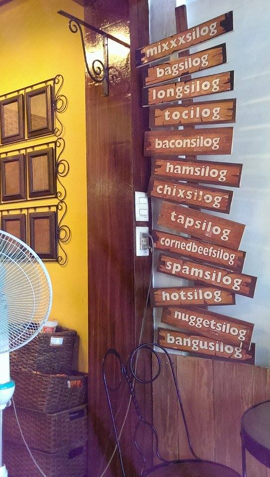 Dania z kuchni miasta Vigan, głównie kiełbaski