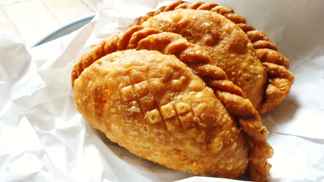 curry puff z Malezji