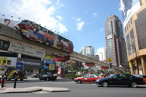 Monorail w Bukit Bintang, w centrum Kuala Lumpur.