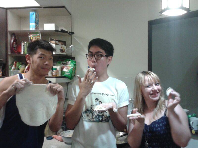 941293_10151862756402933_414984476_n